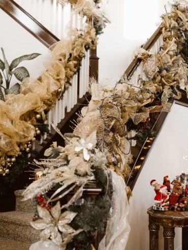 Idées créatives pour décorer vos escaliers à Noël