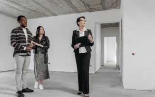 Guide pratique pour déclarer efficacement des travaux dans un appartement en location